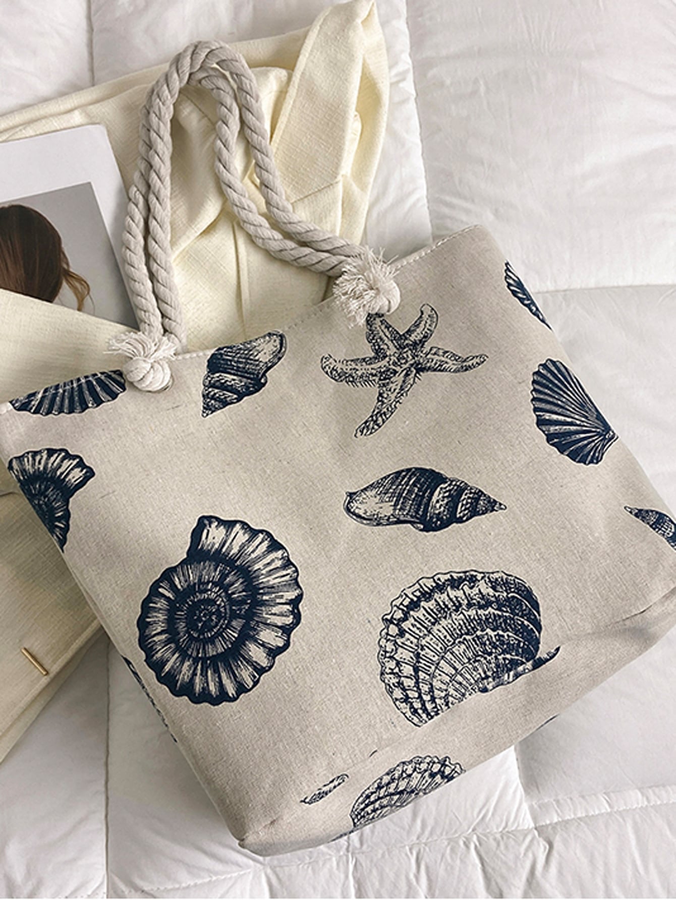 Fashionable Large Capacity Tote Bag with Shell & Starfish Pattern,School Bag,Large Capacity,Portable,For Teen Girls Women College Students,White-Collar Workers,Perfect for Work,Back to School,Middle School,High School,College,Vacation